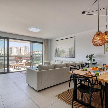 Estepona Place - Spacious Family City Apartment Exterior photo